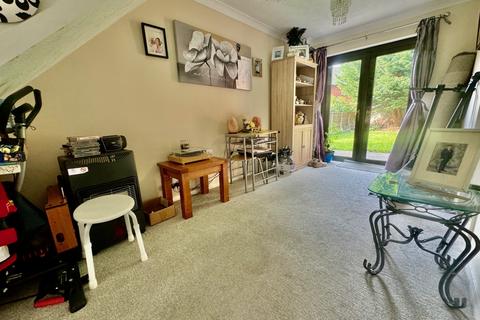 3 bedroom semi-detached house for sale, Parkwood Close, Ince, WN3