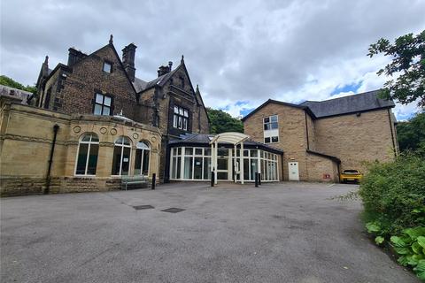 2 bedroom apartment for sale, Charlestown Road, Glossop, Derbyshire, SK13