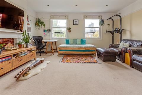 1 bedroom flat for sale, Shirlock Road, Hampstead