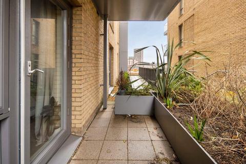 2 bedroom flat for sale, Anderson Square, Bromley By Bow, London, E3