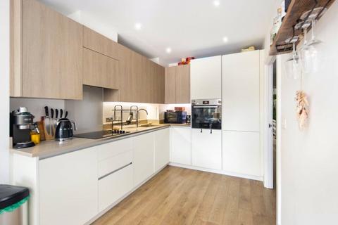 2 bedroom flat for sale, Anderson Square, Bromley By Bow, London, E3