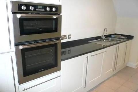 2 bedroom flat for sale, Sunningdale,  Berkshire,  SL5