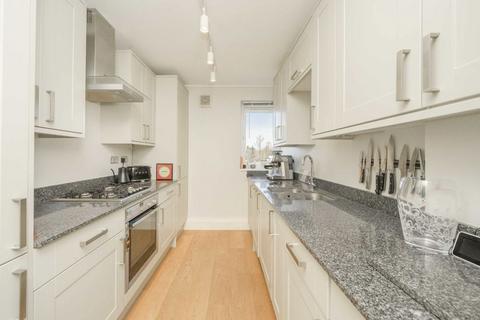 2 bedroom flat to rent, South Black Lion Lane, London W6