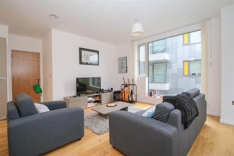 2 bedroom apartment to rent, Smithfield Square, High Street, Manchester