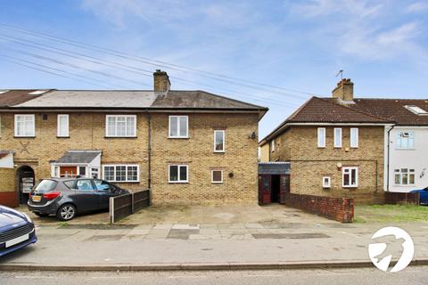 3 bedroom end of terrace house to rent, Brookehowse Road, London, SE6