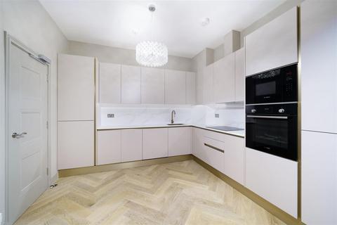 2 bedroom apartment to rent, Garden Apartment, St John's Wood, NW8