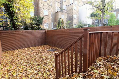 2 bedroom apartment to rent, Garden Apartment, St John's Wood, NW8