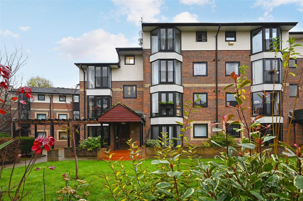 Barnfield-Place (11).JPG