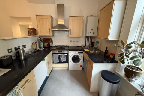 2 bedroom maisonette for sale, Wellington Crescent, Ramsgate CT11