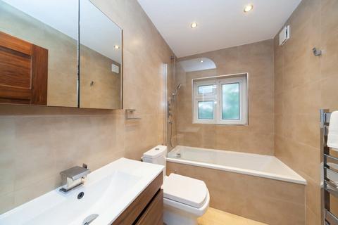 2 bedroom serviced apartment to rent, Manbey Park Road, London E15