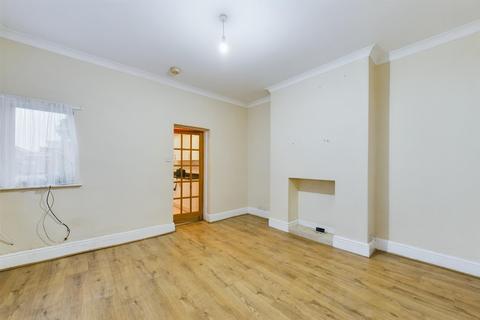 2 bedroom end of terrace house to rent, New Street, Quarry Bank