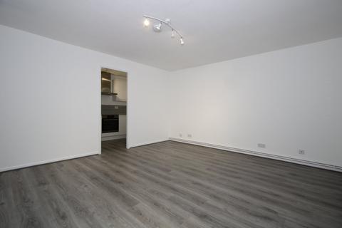 2 bedroom flat to rent, Westmoreland Road, Bromley BR2