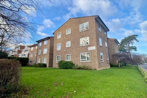 2 bedroom flat to rent, Westmoreland Road, Bromley BR2