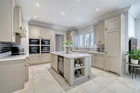 16, Bonham Grange Church Road, Bulphan, Upminster, RM14 3BJ