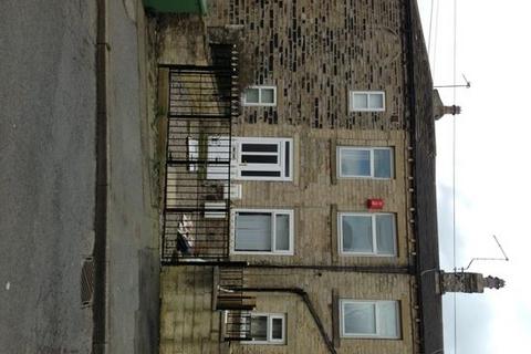 1 bedroom terraced house to rent, Longley Road, Lowerhouses, HUDDERSFIELD HD5