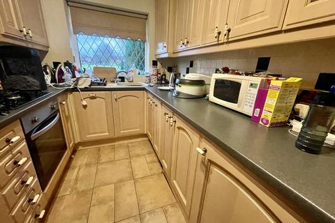 2 bedroom house to rent, Woburn Green, Leyland PR25