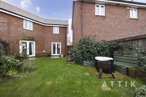 2 bedroom semi-detached house for sale, Waller Drive, Attleborough