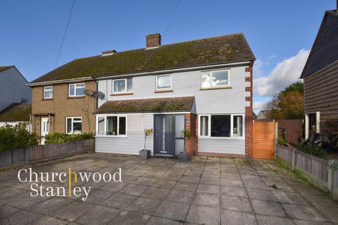 Middlefield Road, Mistley, CO11