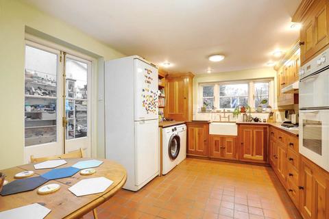 32 Addington Road, Reading, RG1 5PX