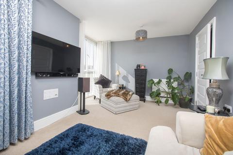 10 Chippenham Close, Corby, NN18 8GY
