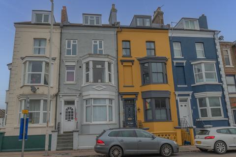 2 bedroom flat for sale, Grange Road, Ramsgate, CT11