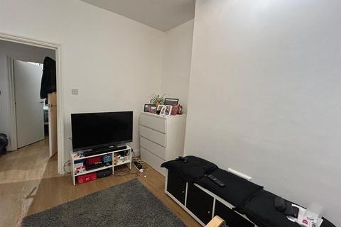 1 bedroom flat to rent, Junction Road, London N19