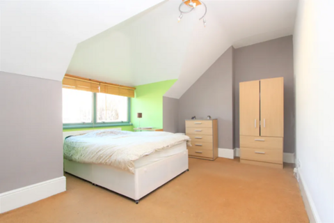 1 bedroom flat to rent, Church Crescnt, London N10