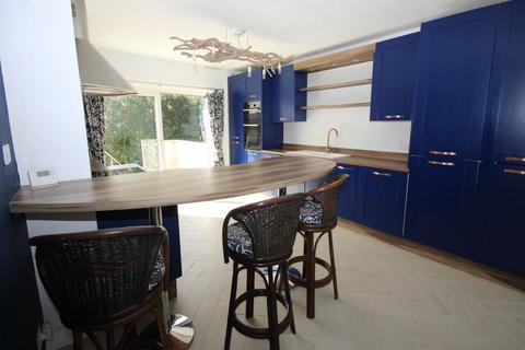 3 bedroom detached bungalow for sale, Highfield Road, Blackwood NP12