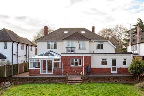 5 bedroom detached house for sale, 84 Codsall Road, Tettenhall, Wolverhampton, WV6 9QP