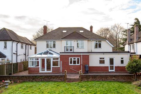 84 Codsall Road, Wolverhampton, WV6 9QP