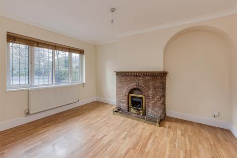84 Codsall Road, Wolverhampton, WV6 9QP