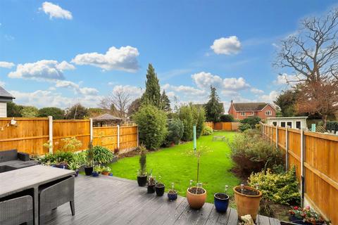 5 bedroom semi-detached house for sale, London Road, Braintree