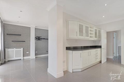 4 bedroom detached house for sale, Russell Road, Buckhurst Hill IG9