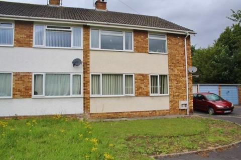 2 bedroom flat to rent, 8 Nash Close, Keynsham, Bristol