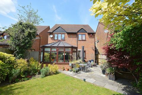 4 bedroom detached house for sale, Chinnor Road, Princes Risborough HP27