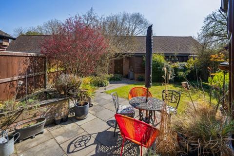 4 bedroom detached house for sale, Chinnor Road, Princes Risborough HP27