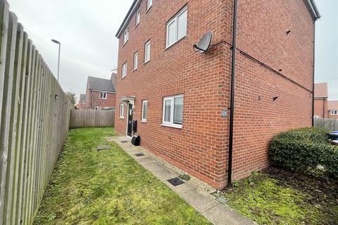 2 bedroom apartment for sale, Upton Drive, Burton-On-Trent DE14