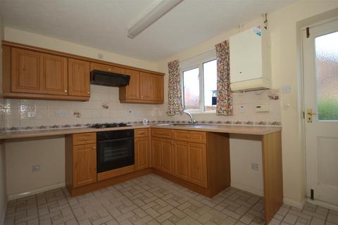 3 bedroom terraced house for sale, Shaw Rise, Normanton