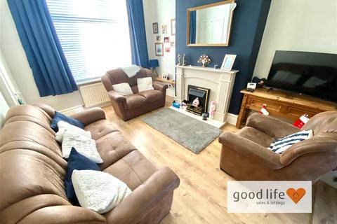 2 bedroom terraced house for sale, Dinsdale Street, Sunderland SR2