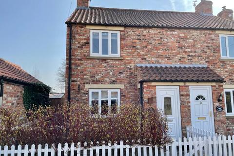 2 bedroom semi-detached house to rent, Brawby, Malton