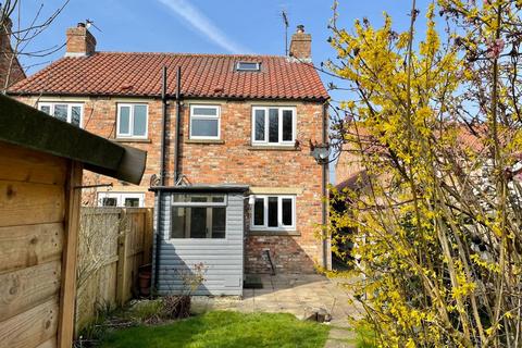 2 bedroom semi-detached house to rent, Brawby, Malton