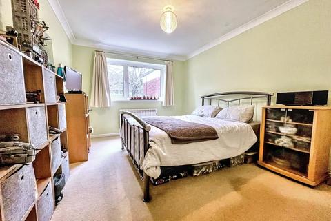 2 bedroom flat for sale, Westbourne