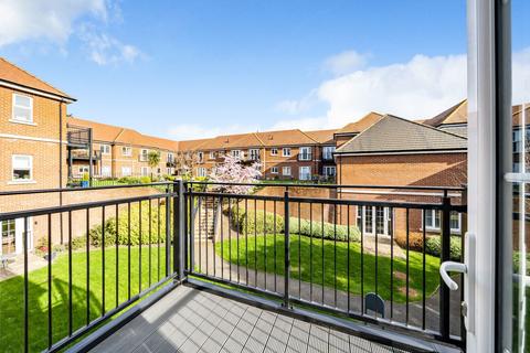 2 bedroom retirement property for sale, The Retreat, Princes Risborough HP27