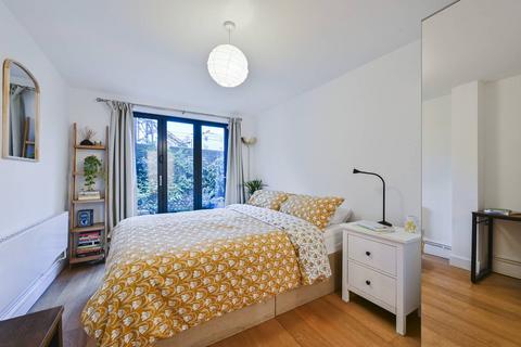 3 bedroom house for sale, Langtry Road, St John's Wood, London, NW8