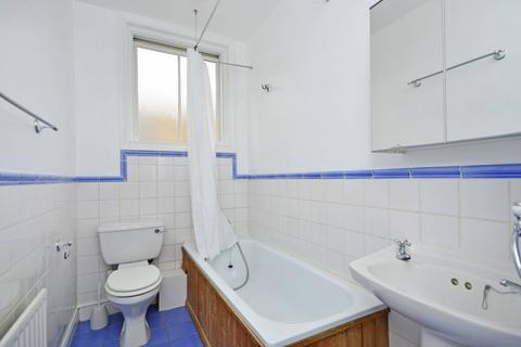 2 bedroom flat for sale, Commercial Road, Aldgate, London, E1