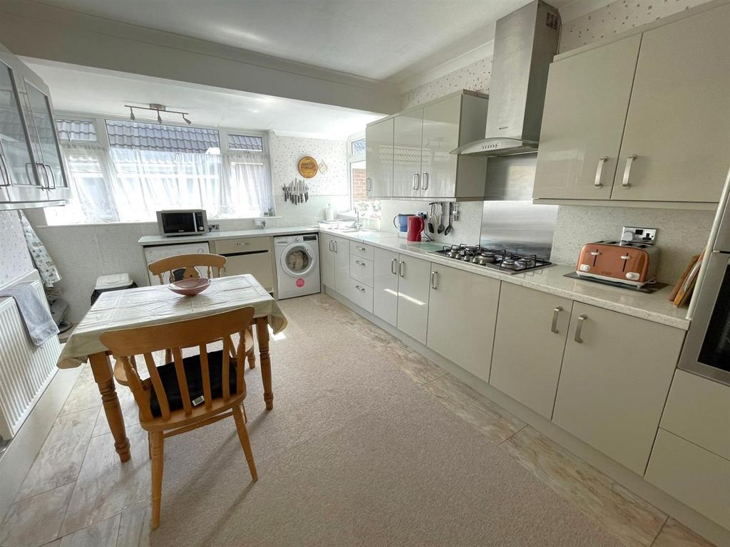 Breakfast Kitchen