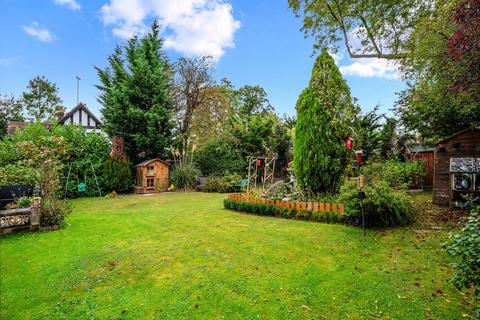 3 bedroom detached bungalow for sale, Eastbourne Road, Lingfield RH7