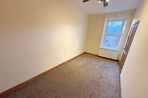 2 bedroom flat to rent, Elsdon Terrace, North Shields, Tyne and Wear