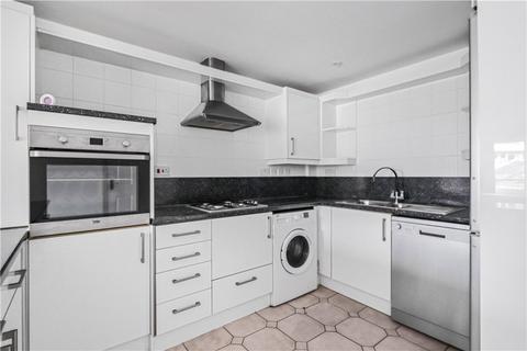 2 bedroom apartment to rent, Woodland Crescent, London, SE16