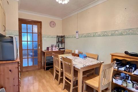 3 bedroom end of terrace house for sale, The Bridle, Stroud